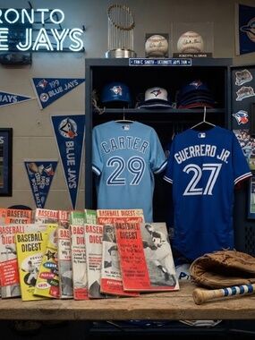 VINTAGE BASEBALL DIGESTS & MAGAZINES FROM 1952-73